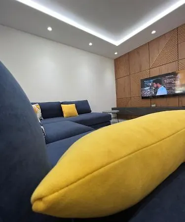 Apartament, Апартаменты